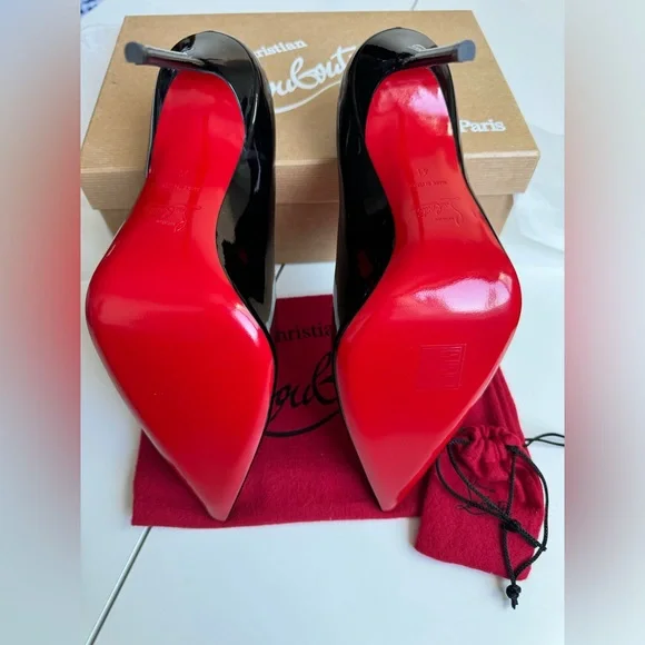 Brand new Christian Louboutin Décolleté 554 100 patent-leather pumps - Picture 3 of 8